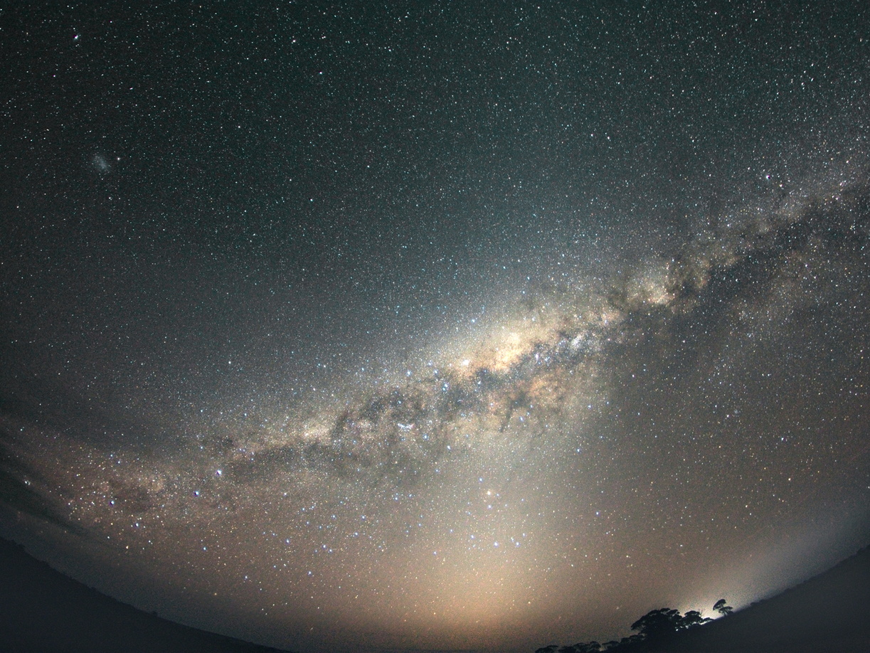 Südliche Milchstraße mit Zodiakallicht nahe Hyden (Australien)