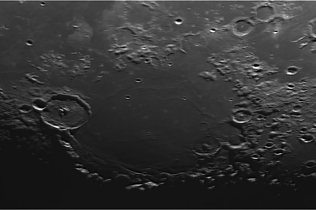 2024. 02. 20 Mond 3x Barlow 2.jpg