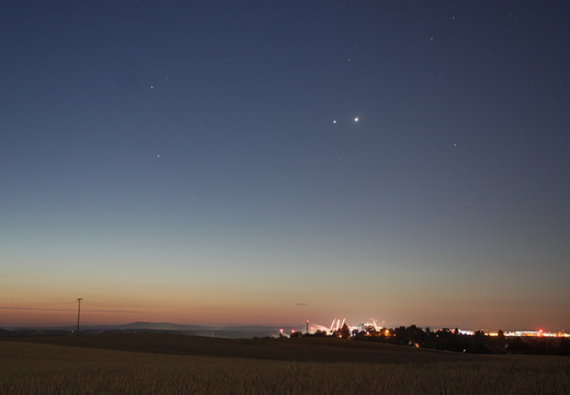Venus und Jupiter in der Morgendämmerung