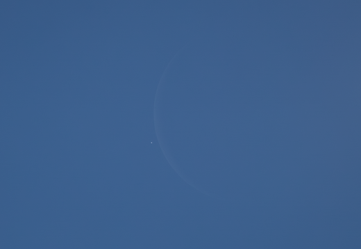 Venus wenige Minuten vor der Mondbedeckung