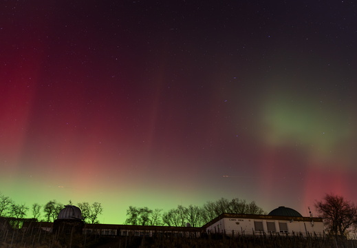 Polarlicht über dem Sternwartegebäude